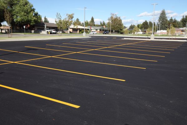 Parking Lot Washing in West Des Moines